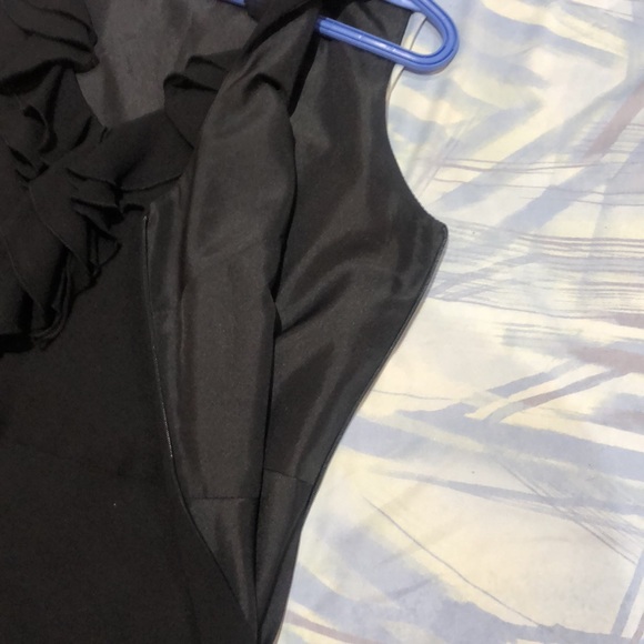 Dress - Picture 9 of 15